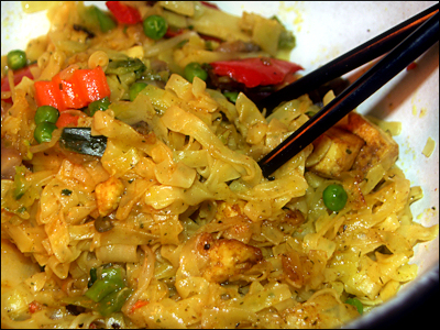 Asiagemüse mit Woknudeln (vegan)